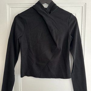 NWT Vince Top, Cropped Open Back Twist Neck Black